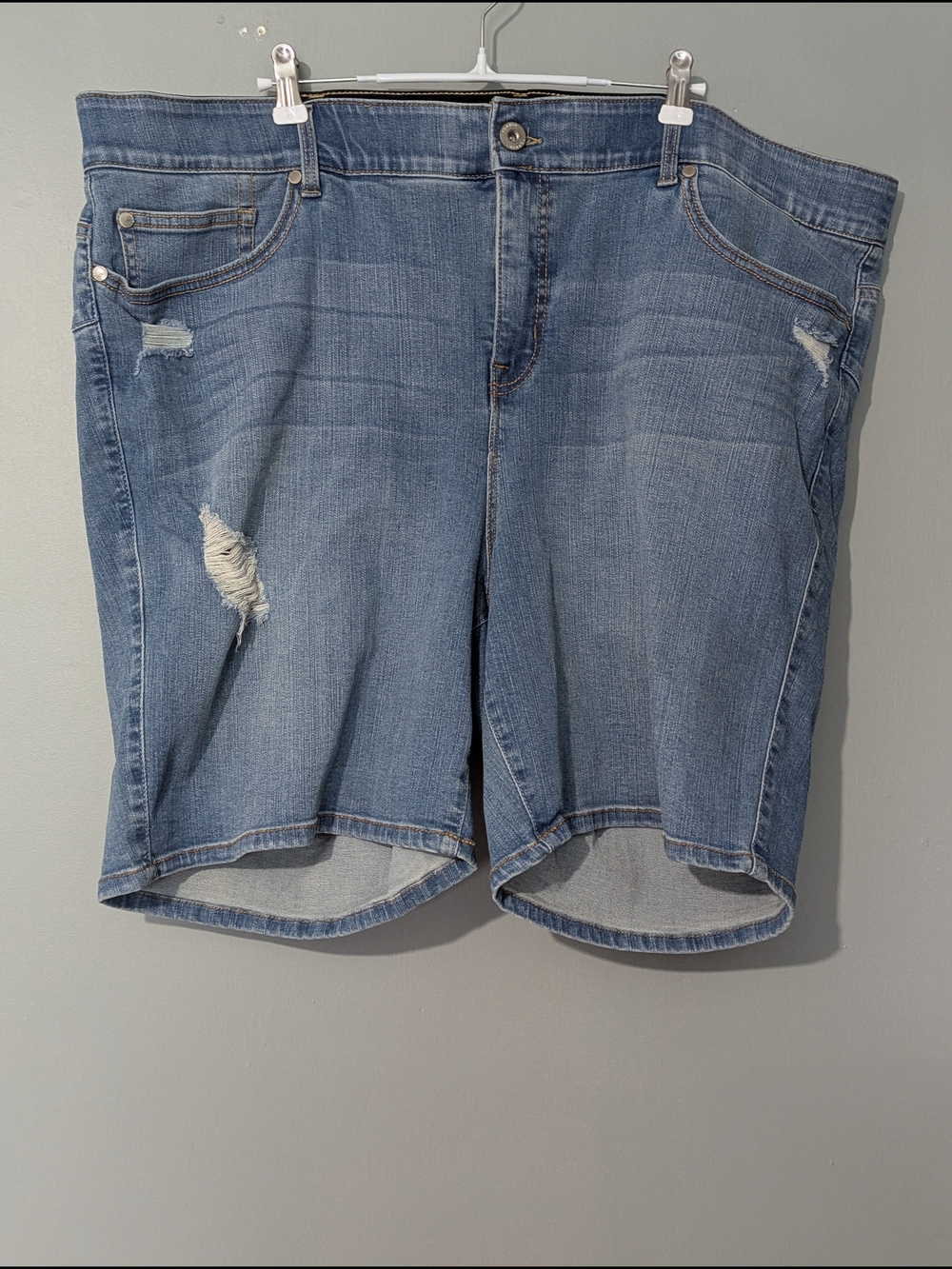 Torrid Women's Distressed Denim Shorts Bermuda Y2K Denim